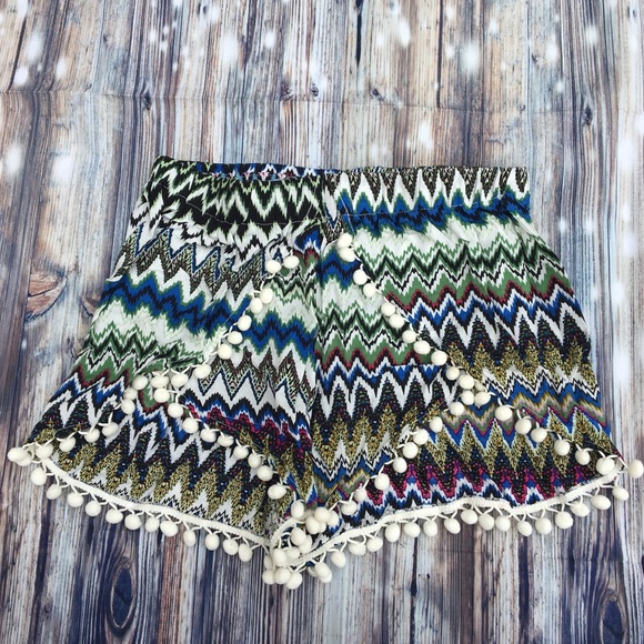 drop boutique Pants - Drop Boutique Chevron Print Flowy Shorts
